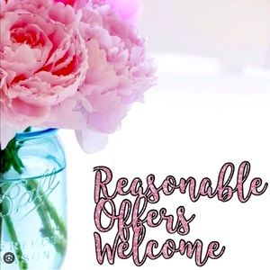 Reasonable offers are gladly welcome!😊